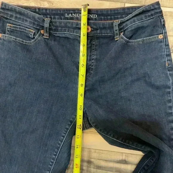 Lands End Women’s dark wash jeans, Mid-Rise Straight Jeans, Petite size 12 - Picture 5 of 7